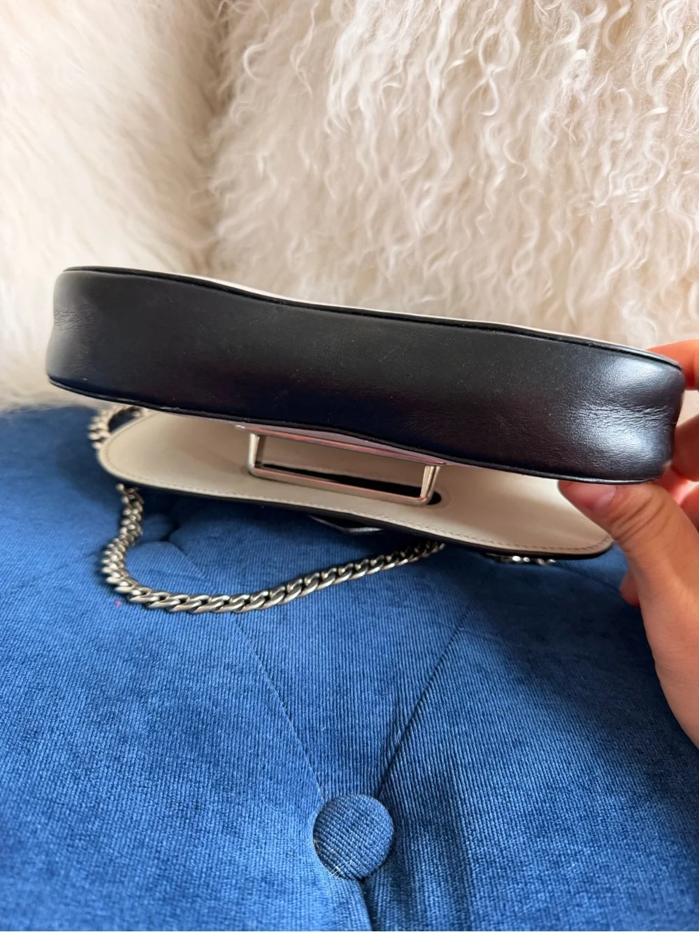 prada Signature Sidonie crossbody bag - Picture 8 of 9